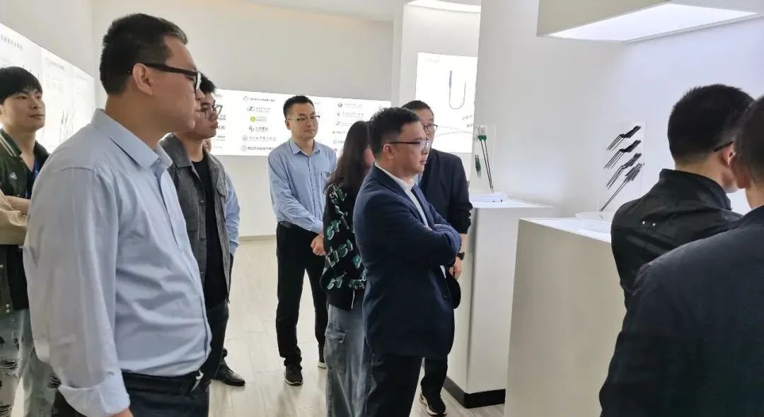 �Ժ��������������������������ҽѧԺԺ�����ӵ�����˾���н���